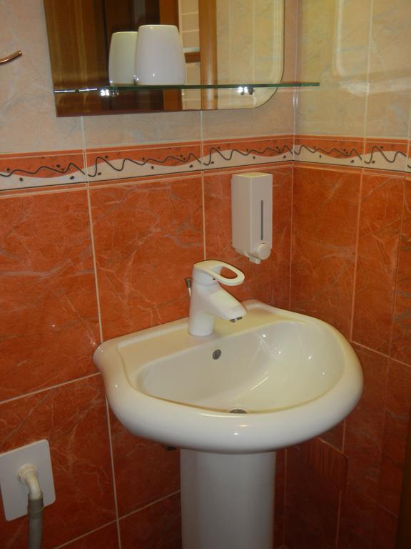 Apartment Boris Nis Bilik gambar